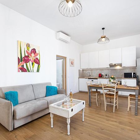 Barel - Cosy 2 Pieces En Plein Coeur De Menton Apartment Exterior photo